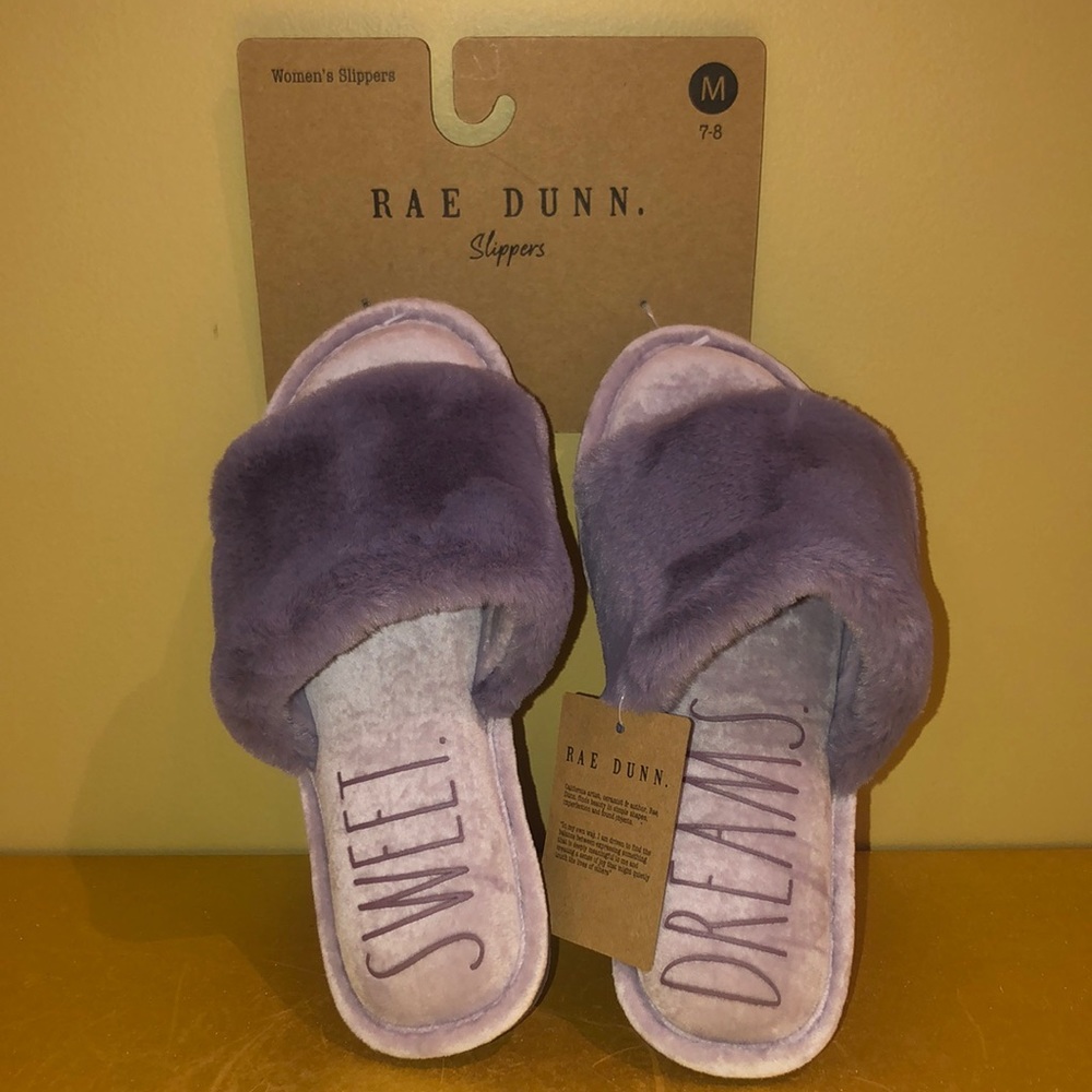 Rae Dunn SWEET DREAMS plush slippers. Brand new! 7-8